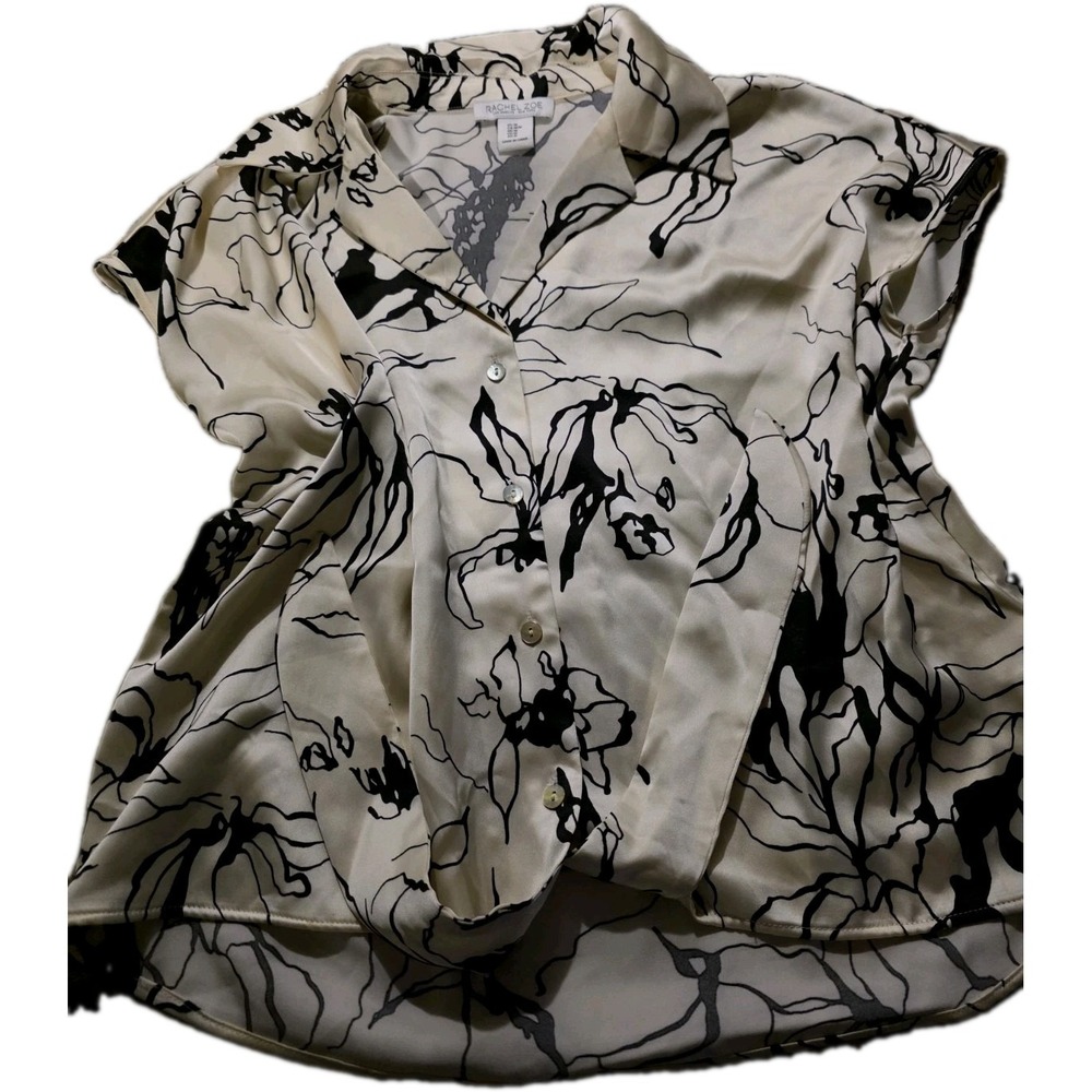 Rachel Zoe cream and black floral print button-up blouse. Classic.Size M. NY.